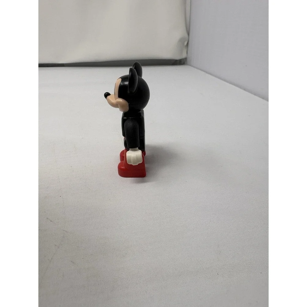 Lego Duplo Disney Mickey Mouse Figure Black Coat Yellow Tie Red Pants